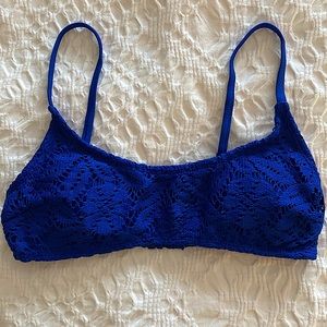 Aerie cobalt blue bikini top crocheted size small scoop NWOT